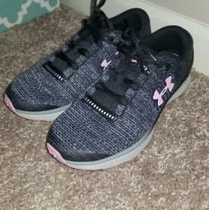 Under armour charged tennis shoes